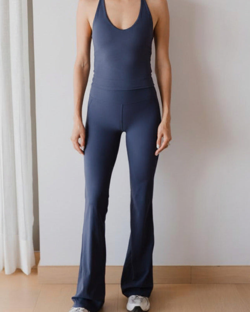 Essential Flared Pant